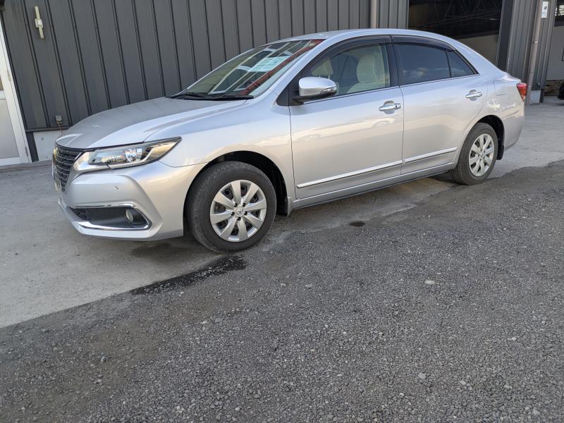 TOYOTA PREMIO 2016/10