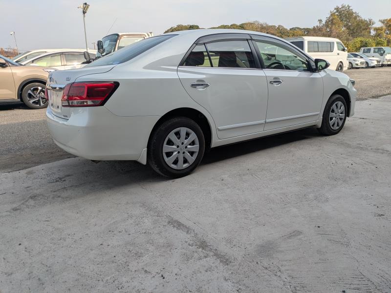 TOYOTA PREMIO 2019/1