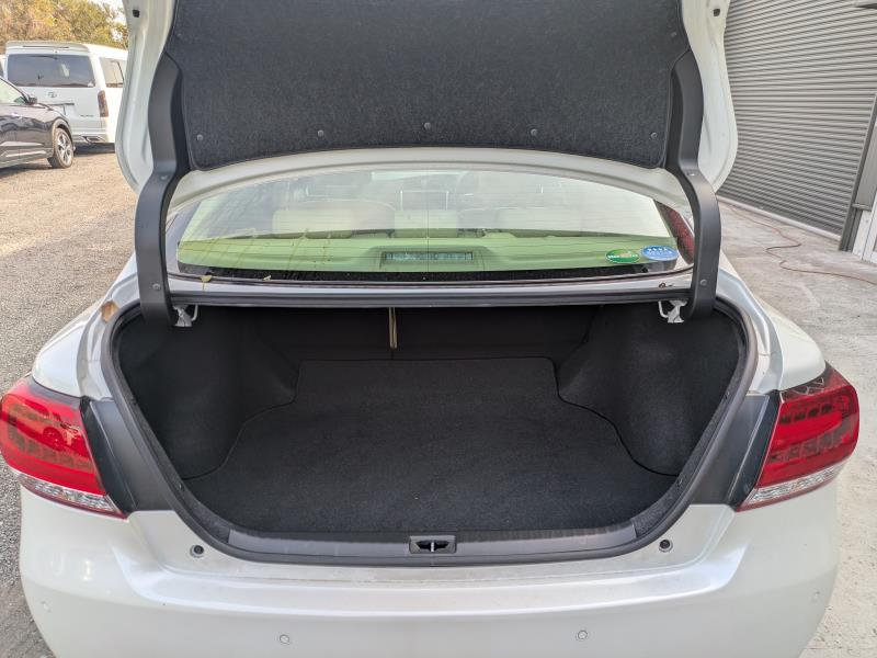 TOYOTA PREMIO 2019/1