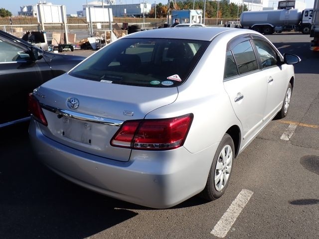 TOYOTA PREMIO 2019/11