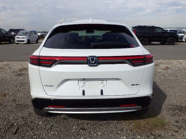 HONDA VEZEL 2025/8