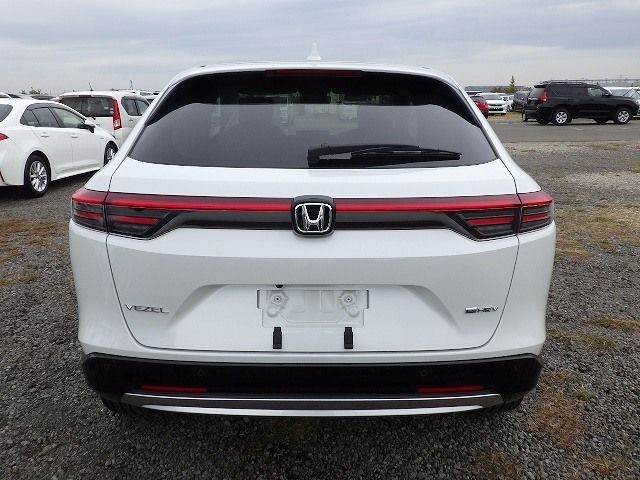 HONDA VEZEL 2025/10