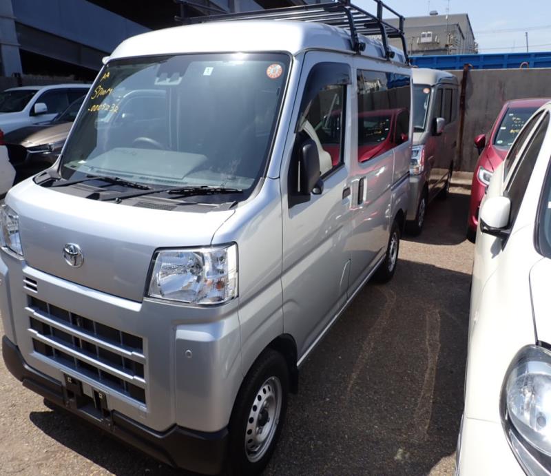 TOYOTA PIXIS VAN 2023/1