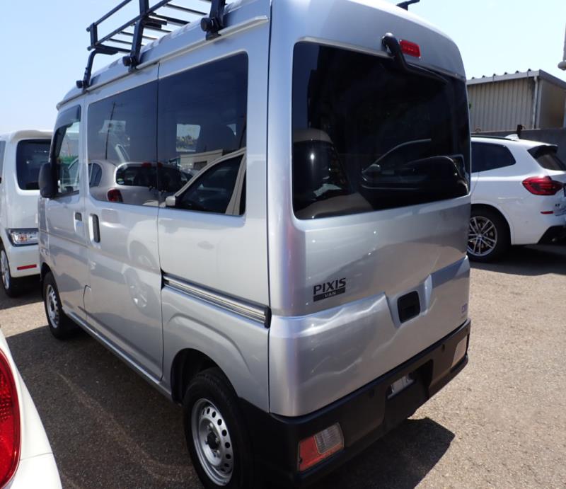TOYOTA PIXIS VAN 2023/1