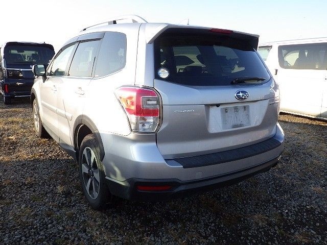 SUBARU FORESTER 2015/12