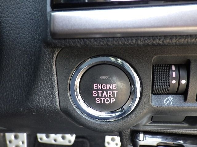 SUBARU FORESTER 2017/5