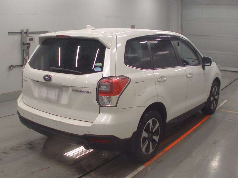 SUBARU FORESTER 2017/8