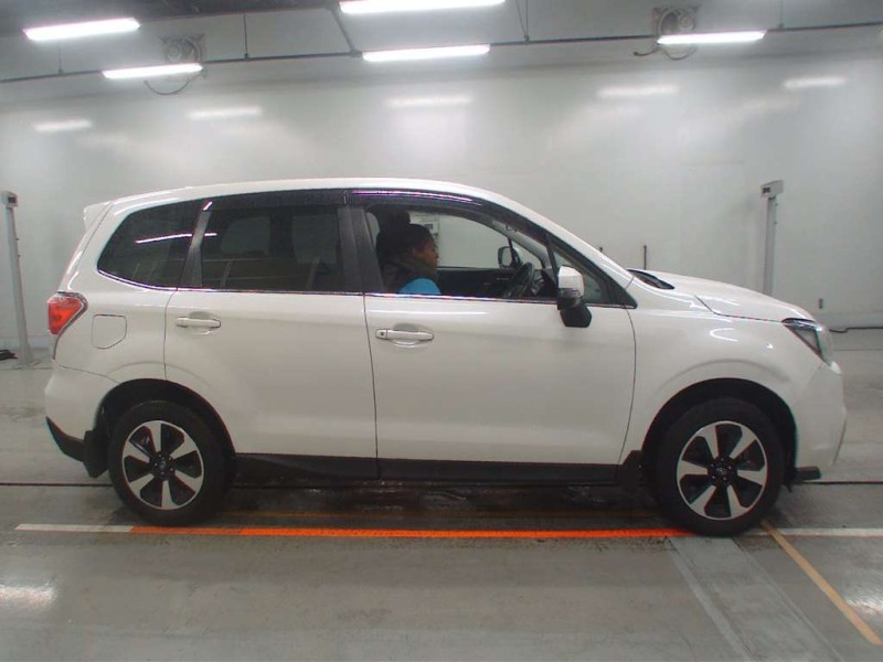 SUBARU FORESTER 2017/8