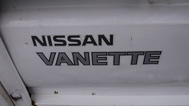 NISSAN VANETTE TRUCK 2015/8