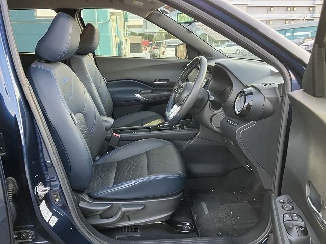 NISSAN KICKS 2022/10