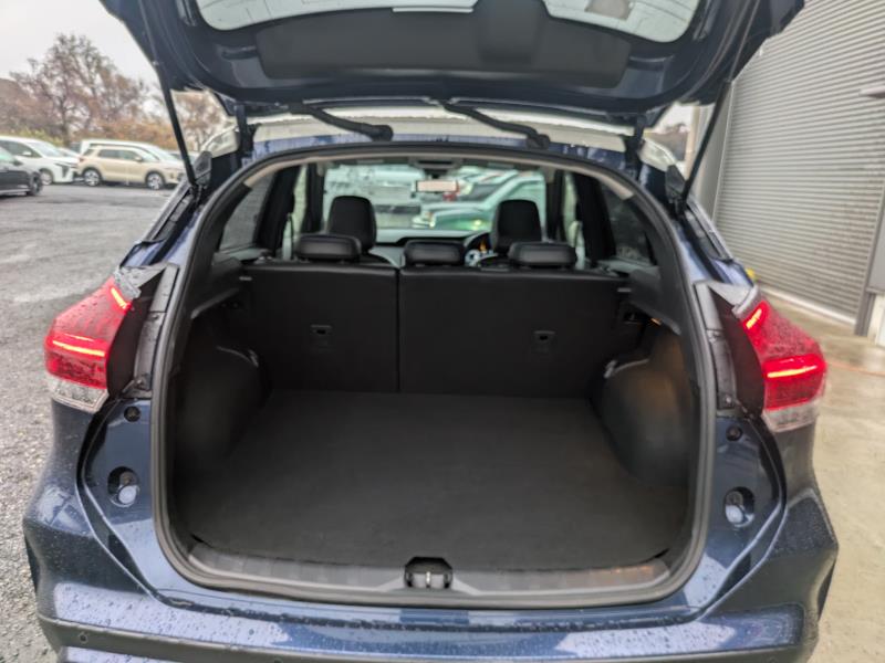 NISSAN KICKS 2023/12