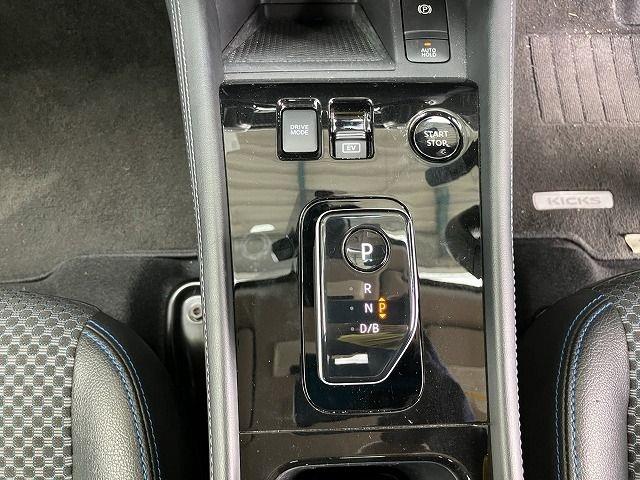 NISSAN KICKS 2023/12