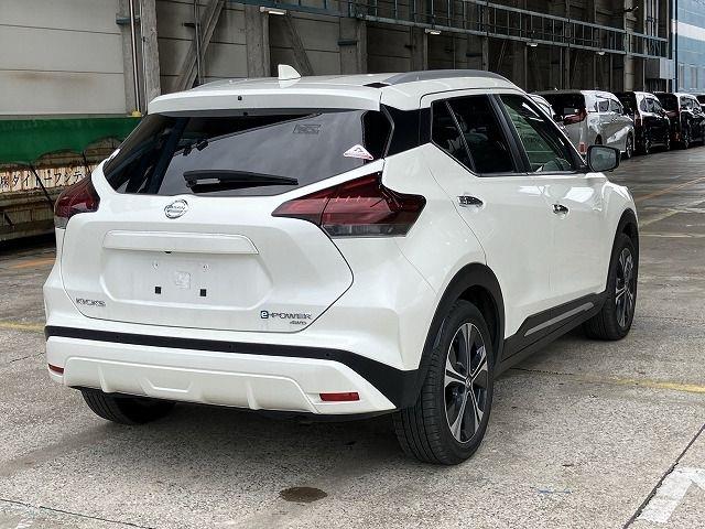 NISSAN KICKS 2023/12