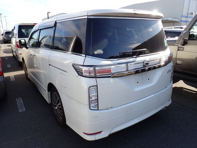 NISSAN ELGRAND 2019/1