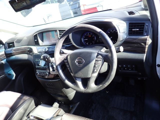 NISSAN ELGRAND 2019/1