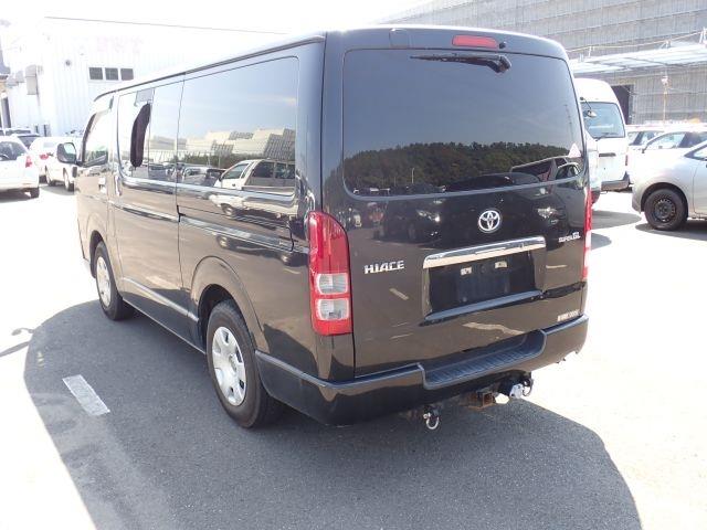TOYOTA HIACE 2009/8