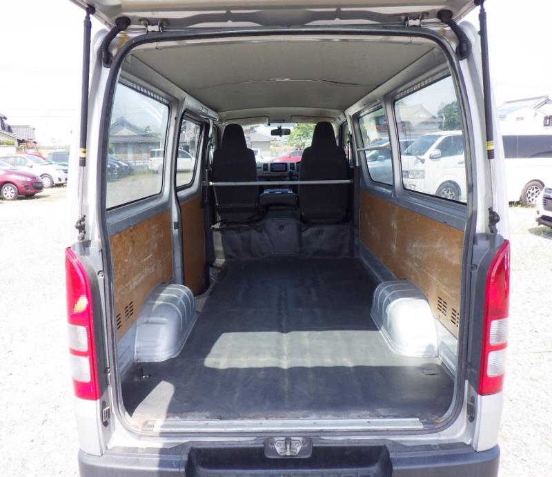 TOYOTA REGIUSACE 2010/12