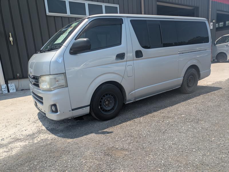 TOYOTA HIACE-V 2011/1
