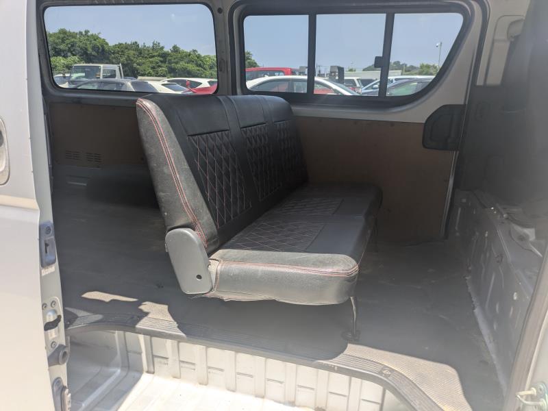 TOYOTA HIACE-V 2011/1