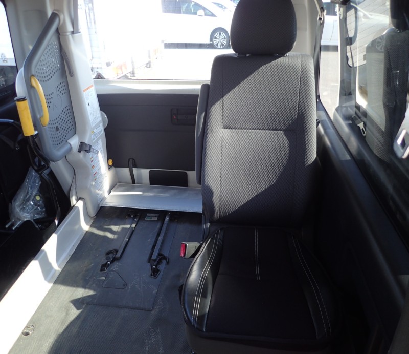 TOYOTA HIACE 2014/7