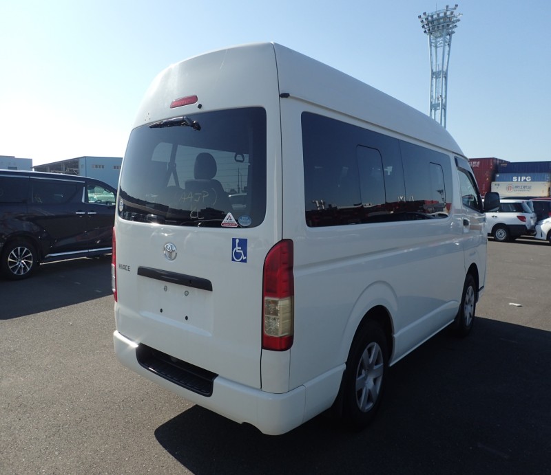 TOYOTA HIACE 2014/7