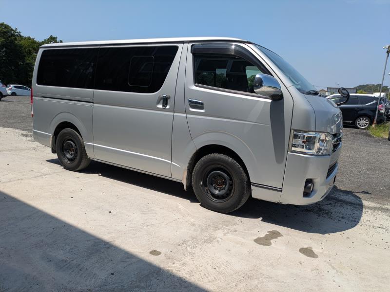 TOYOTA HIACE-V 2015/3