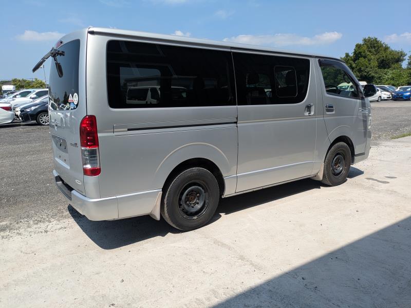 TOYOTA HIACE-V 2015/3
