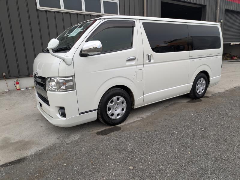 TOYOTA HIACE 2015/2