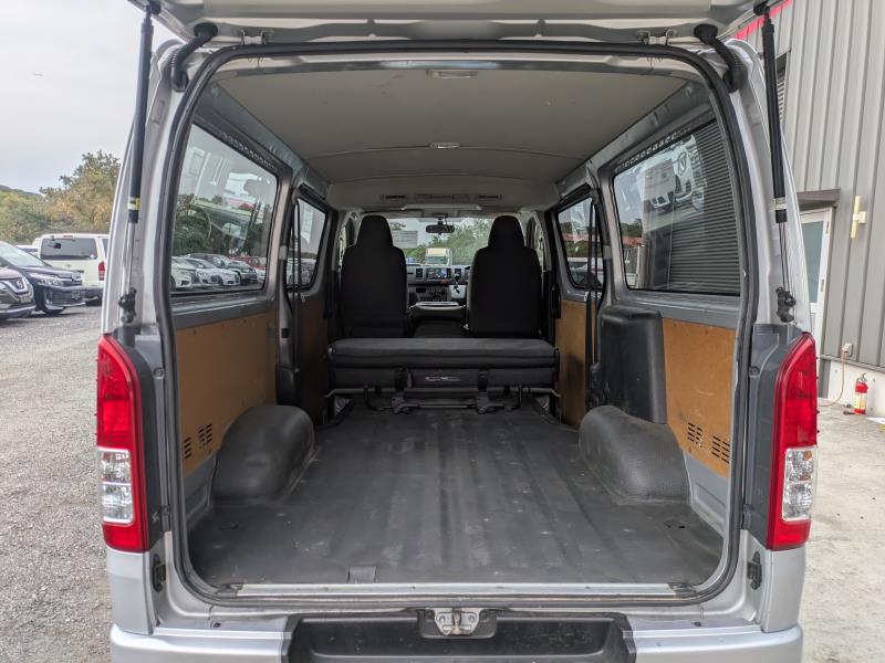 TOYOTA REGIUSACE 2015/12