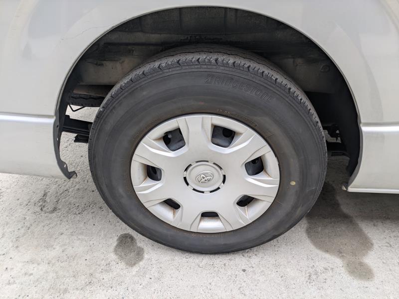 TOYOTA REGIUSACE 2015/12