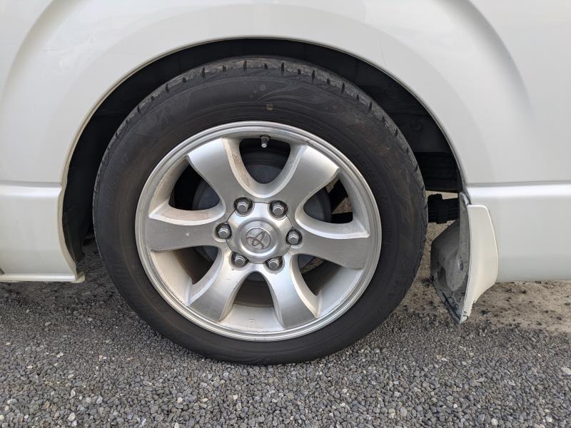 TOYOTA HIACE WAGON 2011/7