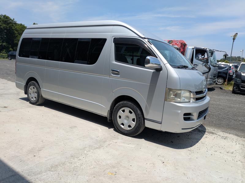 TOYOTA HIACE 2009/5