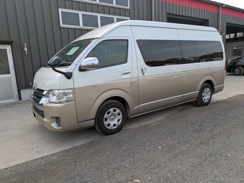 TOYOTA HIACE WAGON 2016/12