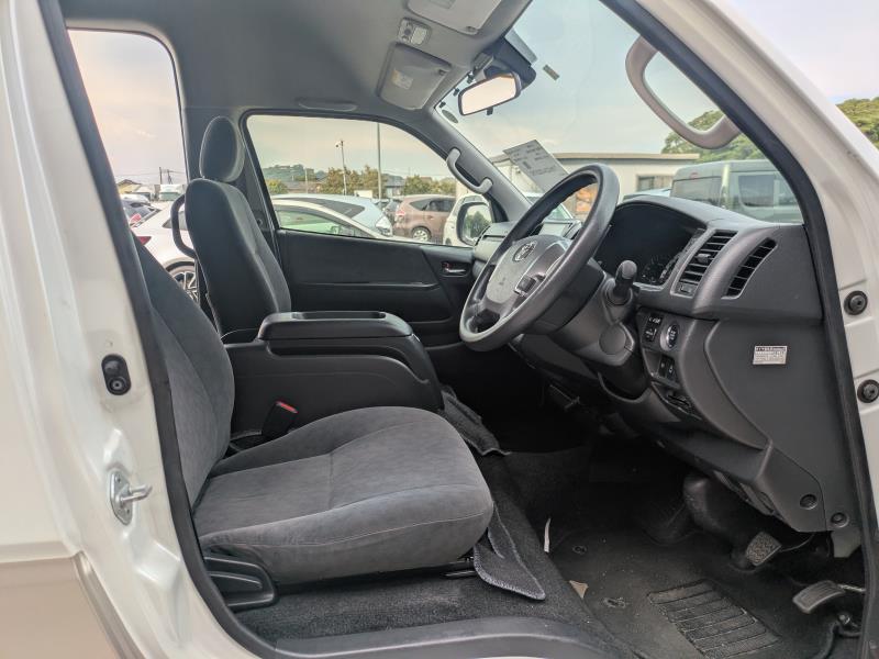 TOYOTA HIACE WAGON 2019/7