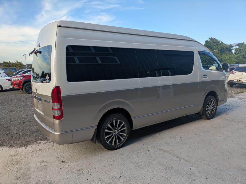 TOYOTA HIACE WAGON 2013/7
