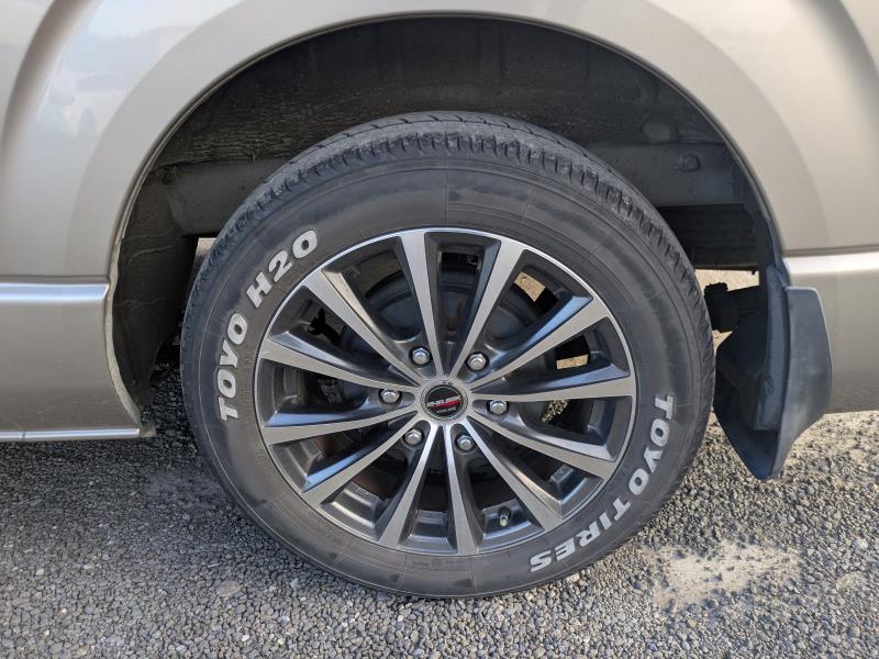 TOYOTA HIACE WAGON 2013/7