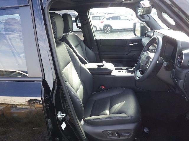 TOYOTA LAND CRUISER 250 2024/8