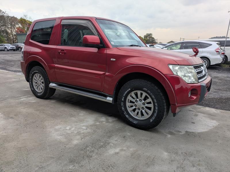 MITSUBISHI PAJERO 2010/6