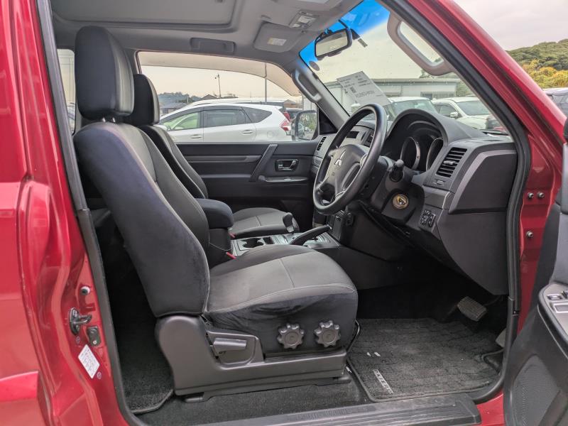 MITSUBISHI PAJERO 2010/6