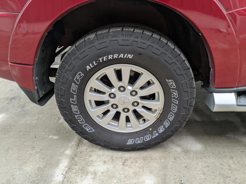 MITSUBISHI PAJERO 2010/6