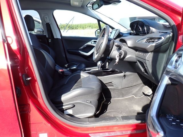 PEUGEOT 2008 2019/10