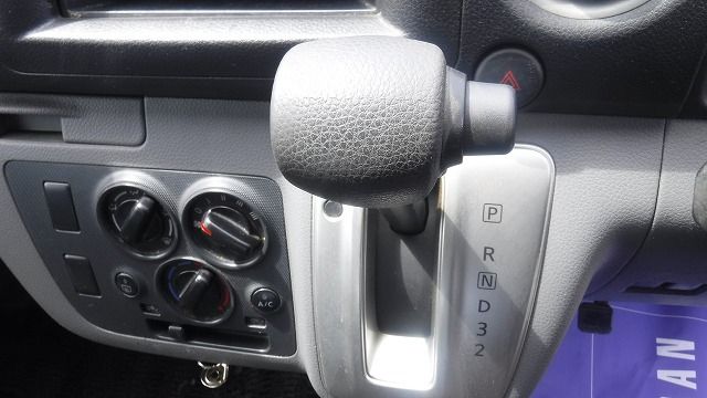 NISSAN NV350 CARAVAN VAN 2015/2