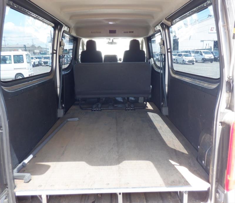 NISSAN NV350 CARAVAN 2020/5