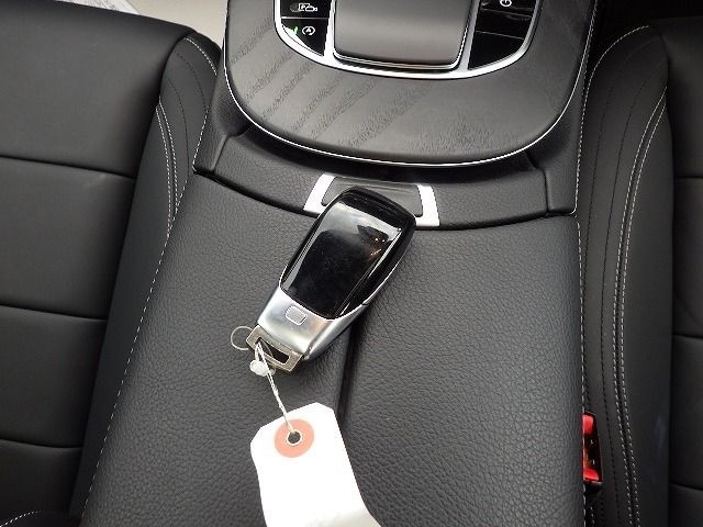 MERCEDES BENZ E CLASS 2023/9