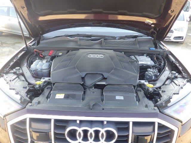 AUDI Q7 2022/9