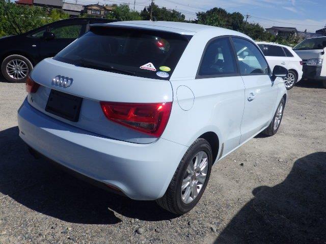 AUDI A1 2011/6