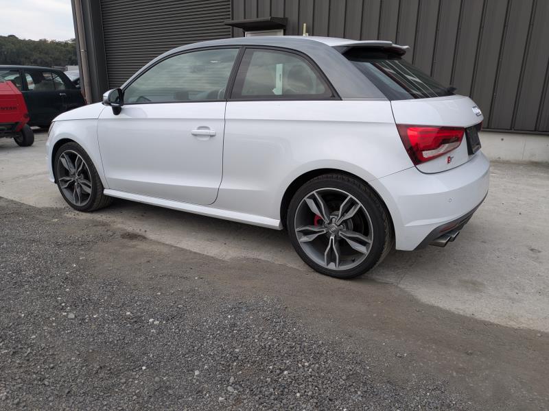 AUDI S1 2015/3