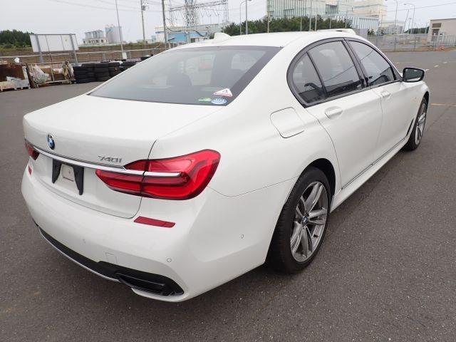 BMW 7 SIERIES 2016/11