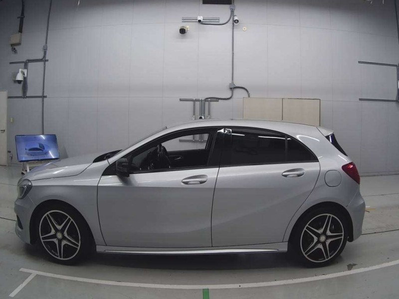 MERCEDES BENZ A CLASS 2014/11
