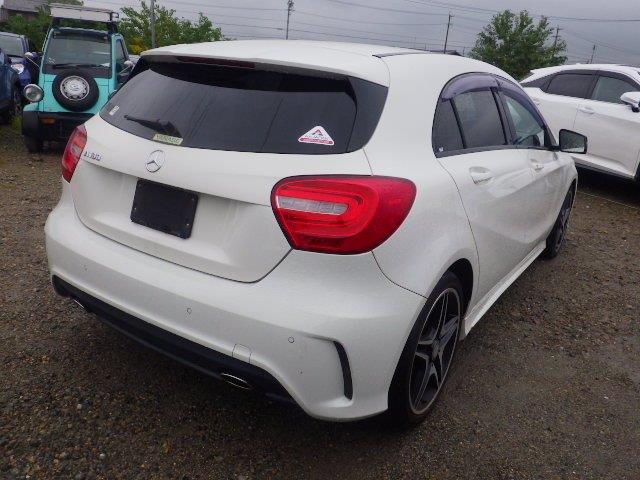 MERCEDES BENZ A CLASS 2014/10